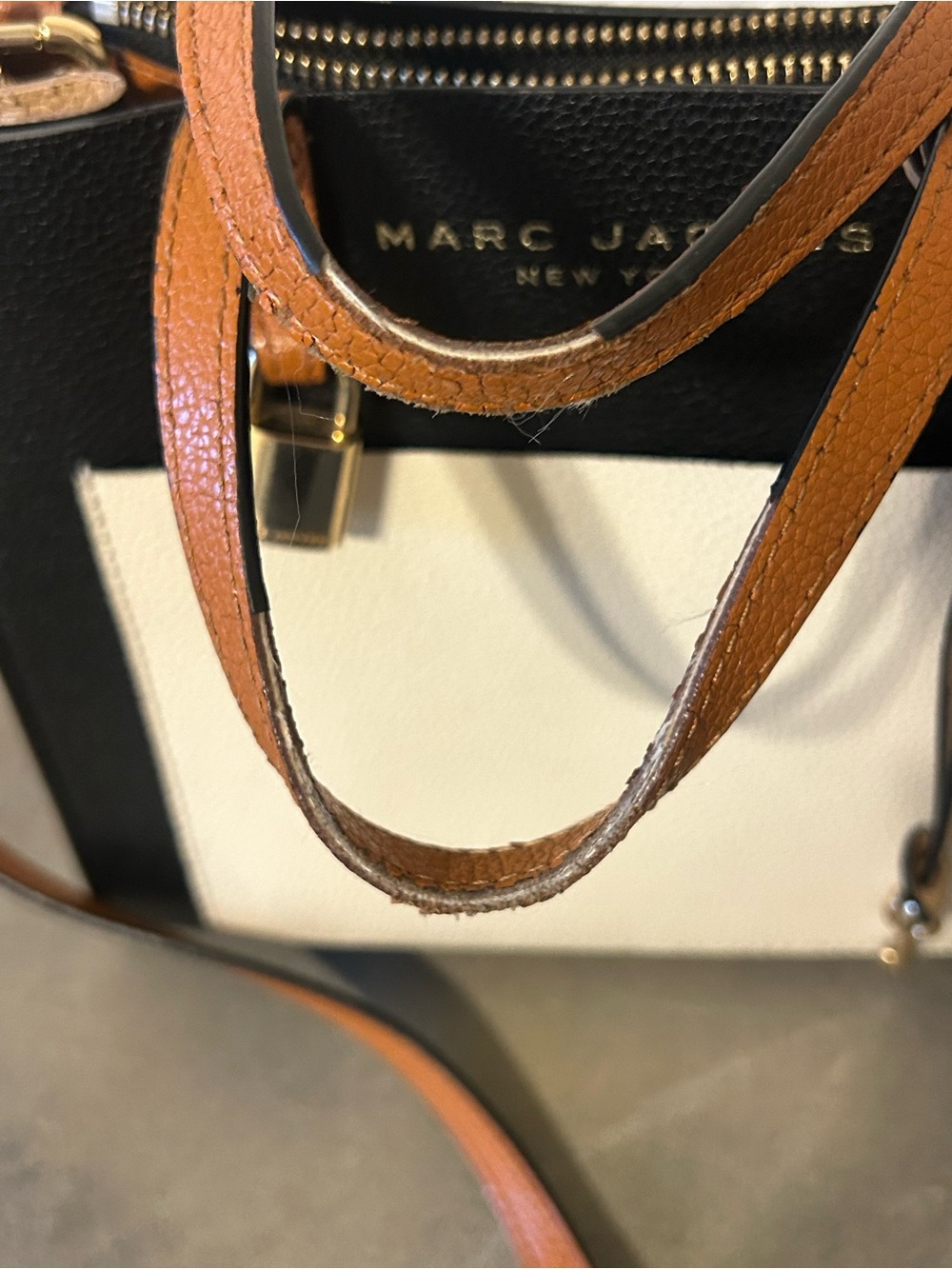 Marc Jacobs Grind Mini Black Tan Cream Colorblock Leather Tote Crossbody - Picture 8 of 11